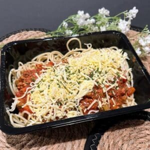 Les spaghettis bolognaise et gruyère